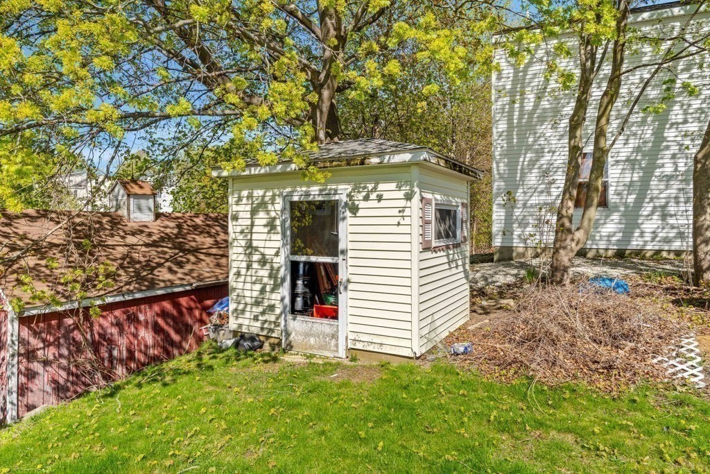 21 Spring Street Webster, MA 01570 - Photo 26 of 30