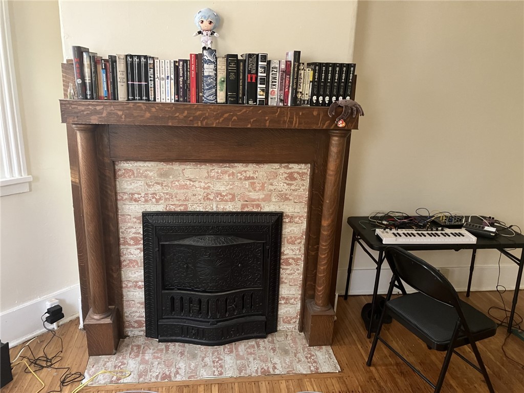 42 Rowley Street Rochester, NY 14607 - Photo 4 of 15