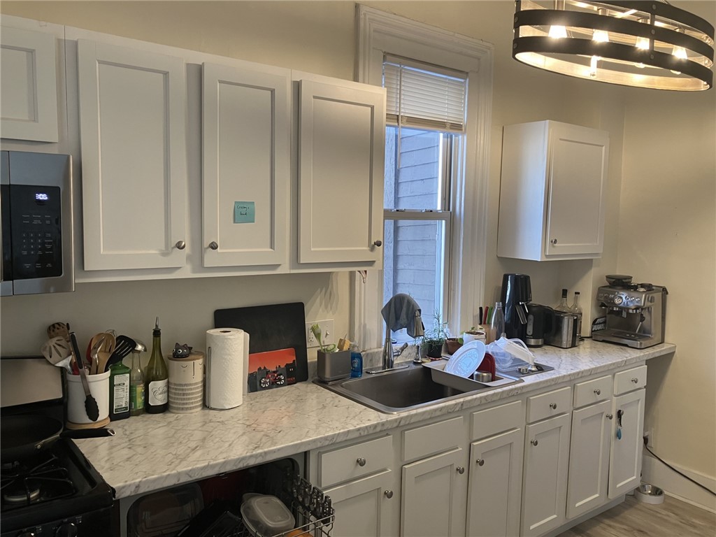 42 Rowley Street Rochester, NY 14607 - Photo 5 of 15