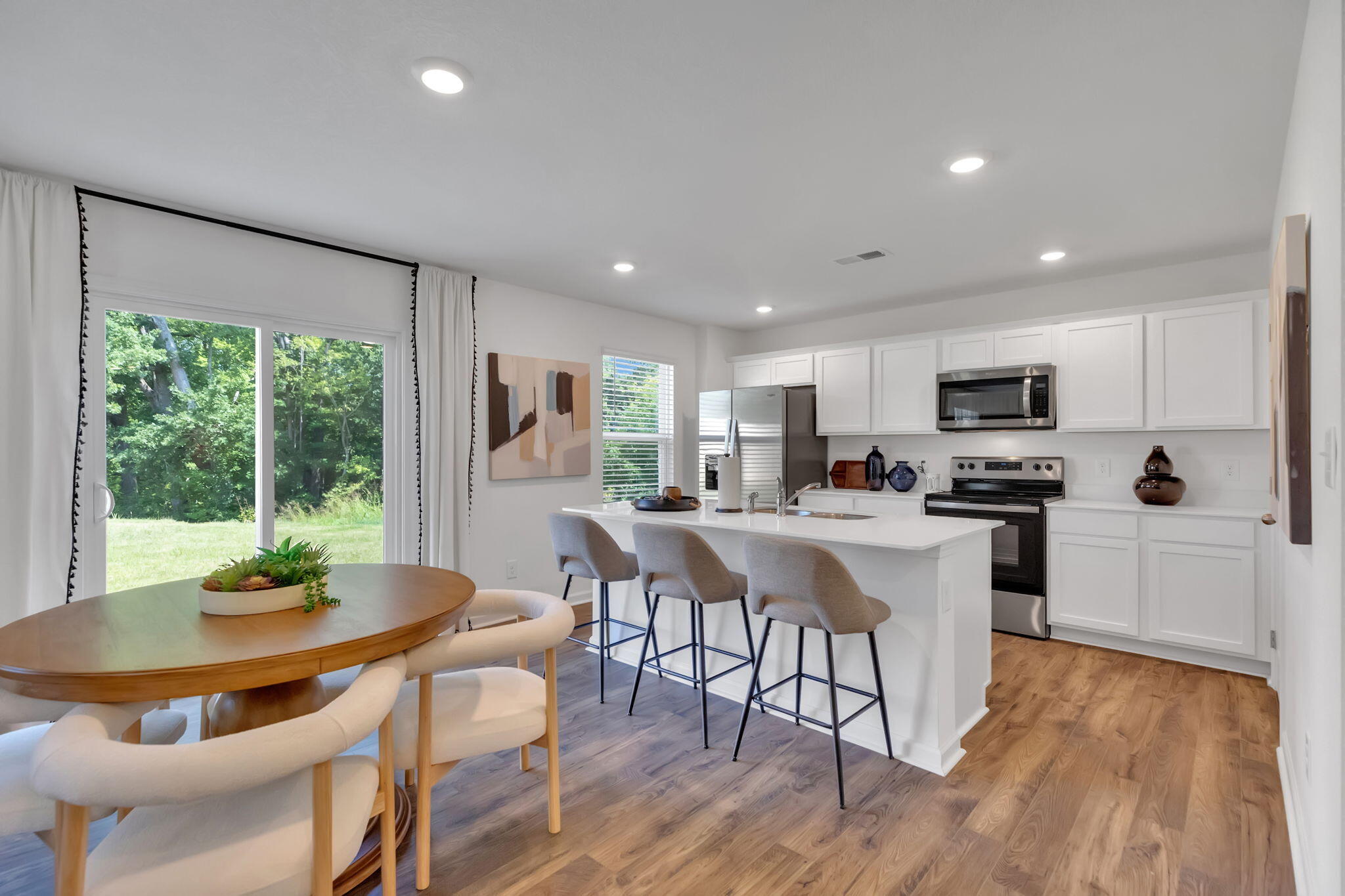 224 Oliver Circle Dayton, TN 37321 - Photo 3 of 27 3-web-or-mls-217A0356