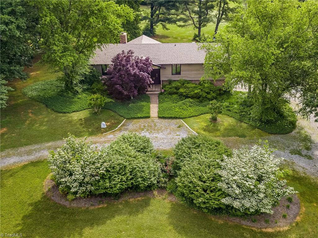 5200 Saddle Brook Road Oak Ridge, NC 27310 - Photo 2 of 26