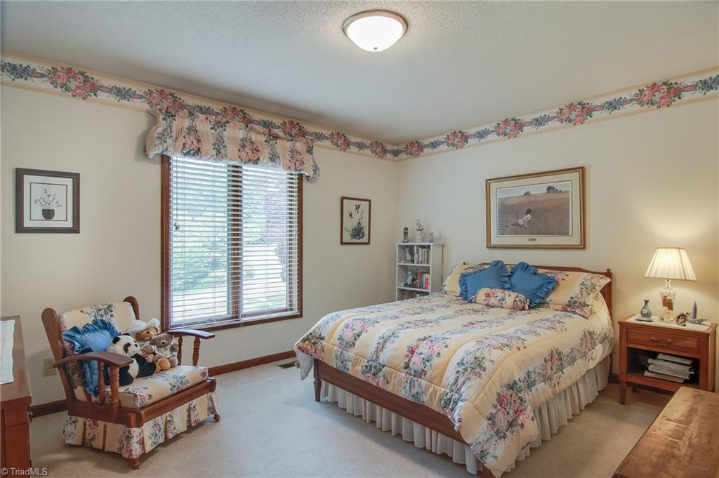 5200 Saddle Brook Road Oak Ridge, NC 27310 - Photo 19 of 26