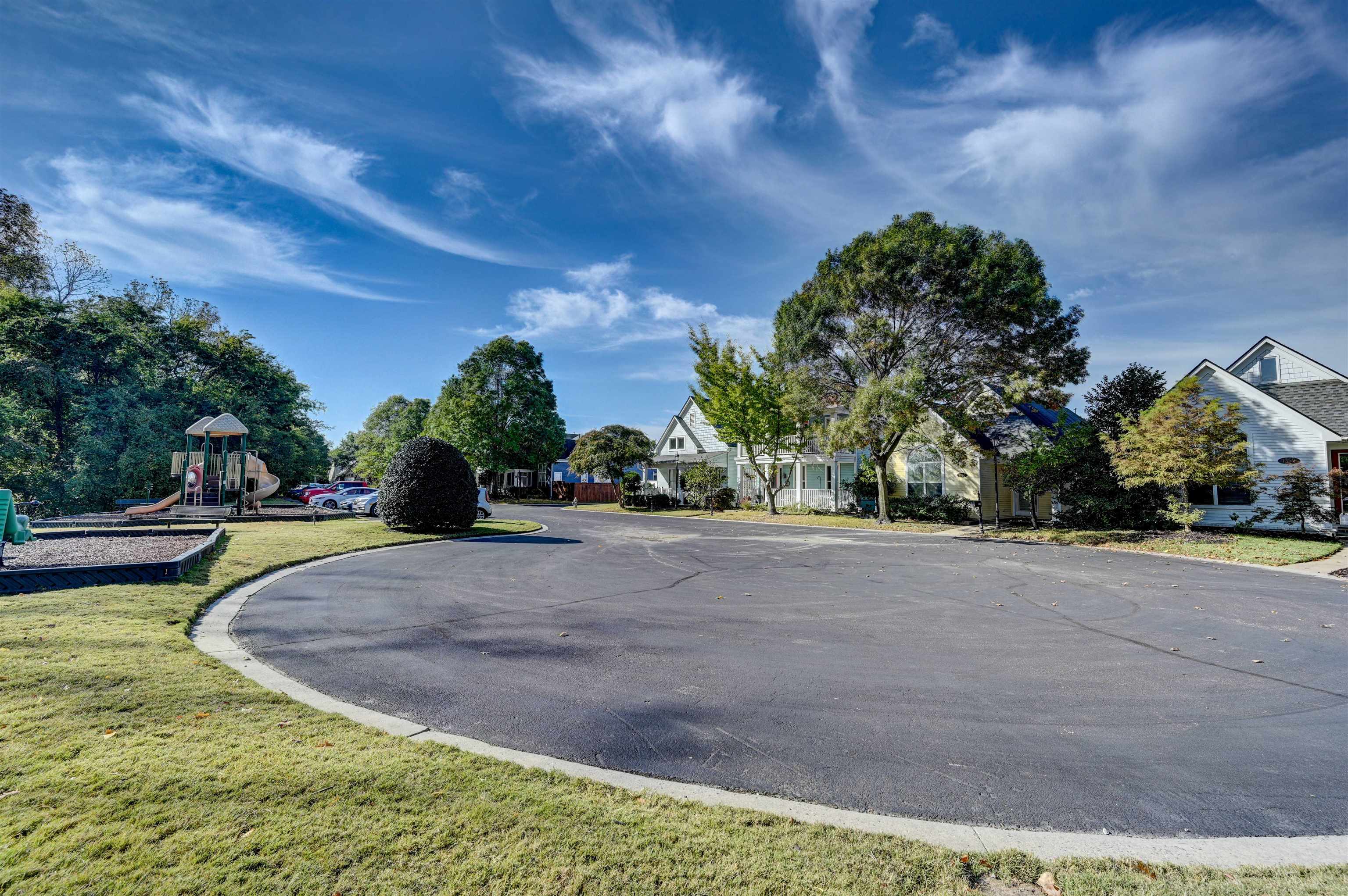 1355 Island Ridge Drive Memphis, TN 38103 - Photo 20 of 21 a view of a backyard