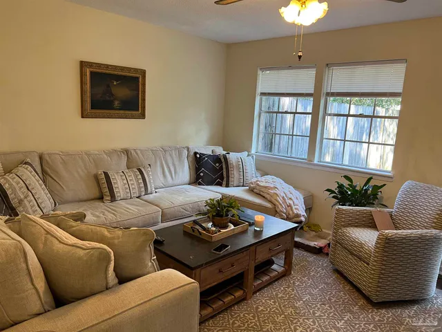 $1,590 | 113 McClure Drive, Unit A, Gulf Breeze, FL 32561