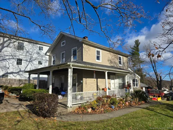 $559,900 | 59 Pleasant Street, Danbury, CT 06810