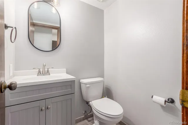 $405,000 | 8752 East Amherst Drive, Unit E, Denver, CO 80231