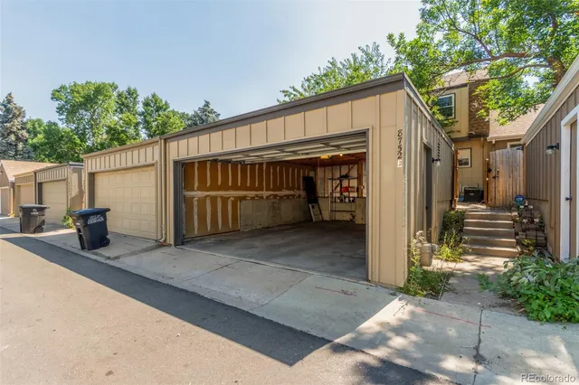 $405,000 | 8752 East Amherst Drive, Unit E, Denver, CO 80231