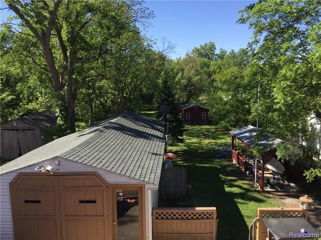 701 West Silver Lake Road Fenton, MI 48430 - Photo 25 of 29