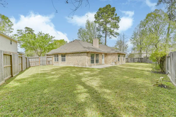 $2,450 | 7 Heron Hollow Court, The Woodlands, TX 77382
