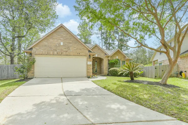 $2,450 | 7 Heron Hollow Court, The Woodlands, TX 77382