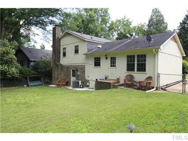 421 East Millbrook Road Raleigh, NC 27609 - Photo 10 of 12
