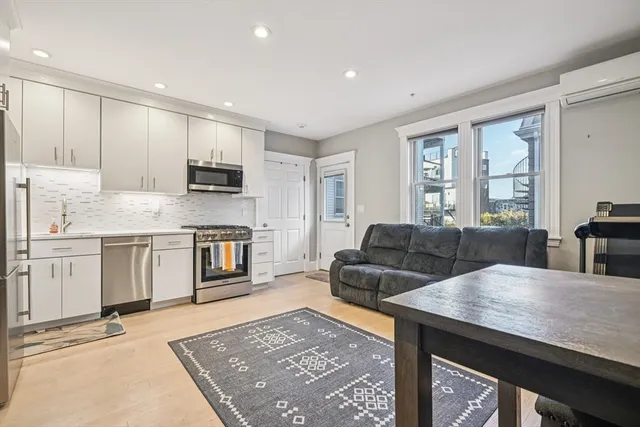 $399,900 | 600 Shirley Street, Unit 4, Winthrop, MA 02152