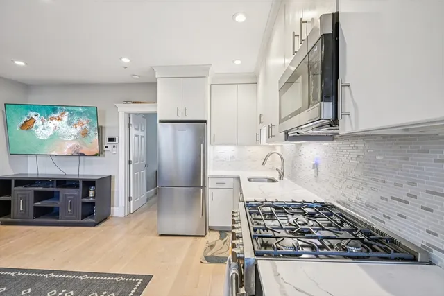 $399,900 | 600 Shirley Street, Unit 4, Winthrop, MA 02152