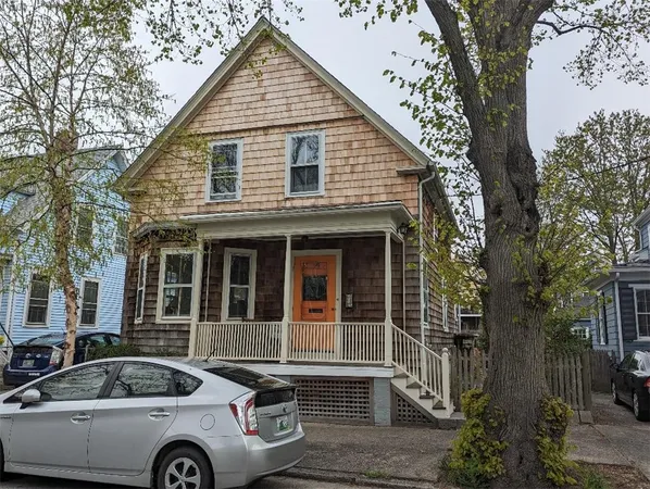 $2,500 | 99 Arnold Street, Providence, RI 02906
