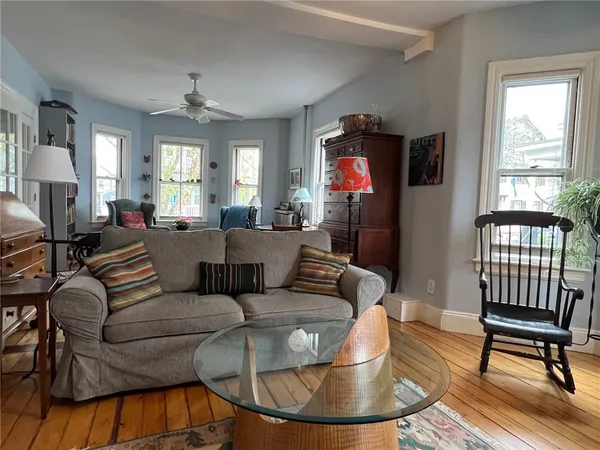 $2,500 | 99 Arnold Street, Providence, RI 02906