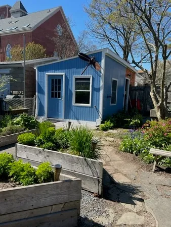 $2,500 | 99 Arnold Street, Providence, RI 02906