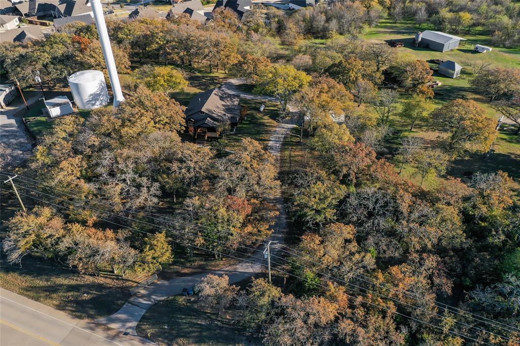 308 Country Club Road Argyle, TX 76226 - Photo 37 of 37 a view of outdoor space with lots of trees