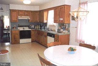 3130 Norcross Road Lancaster, PA 17603 - Photo 5 of 9 Gallery Image 5