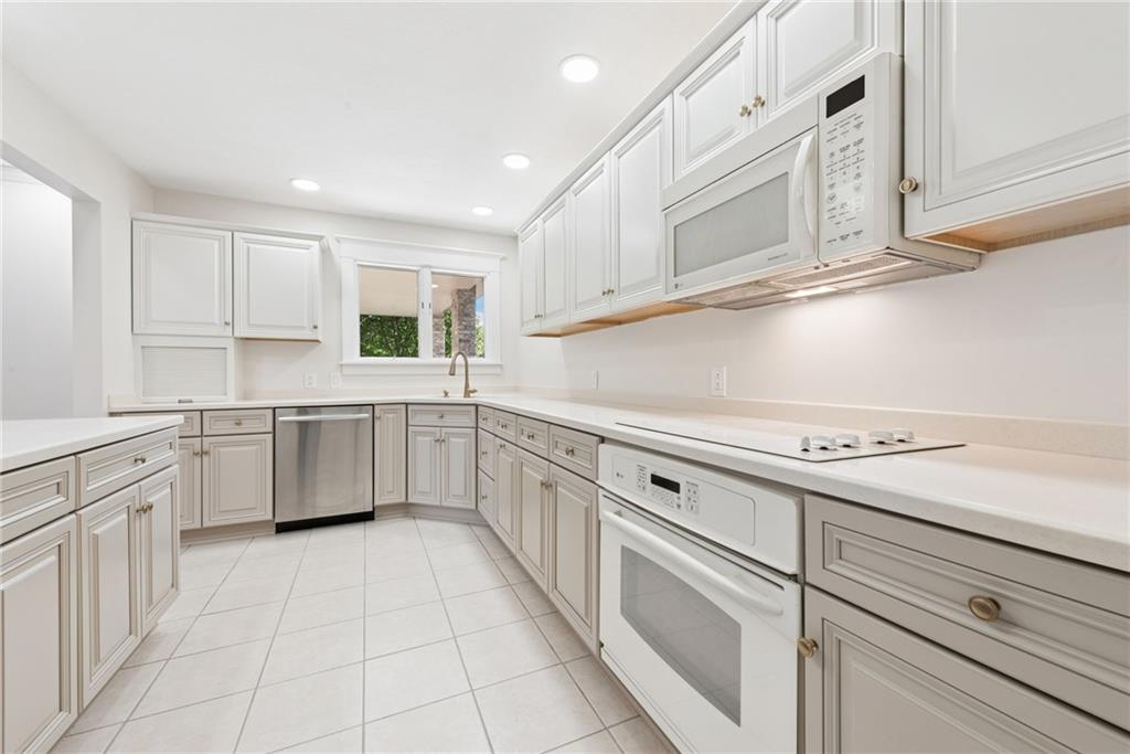 1307 Player Way Gibsonia, PA 15044 - Photo 20 of 42