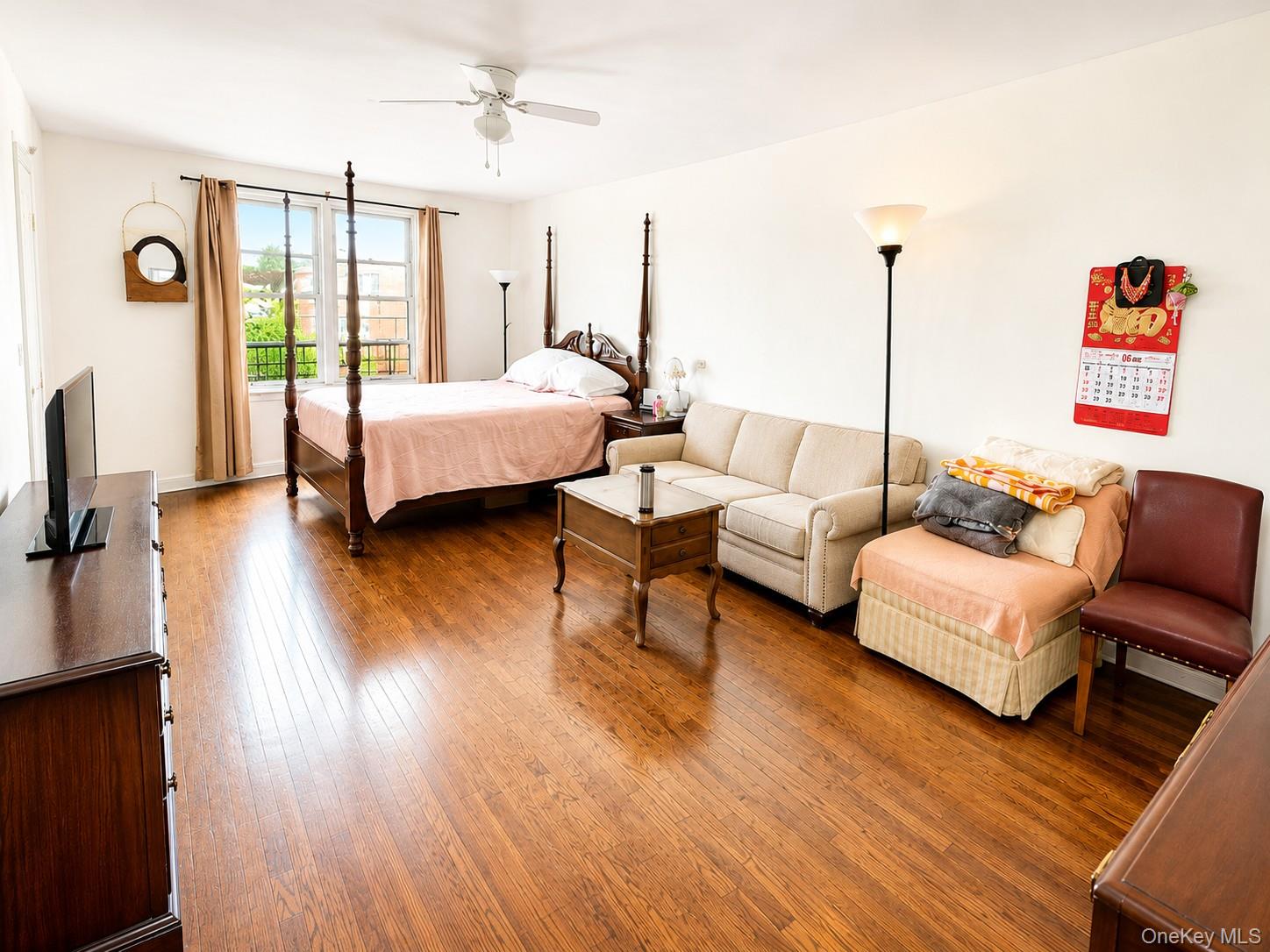 59-21 Calloway Street, Unit 4T Queens, NY 11368 - Photo 3 of 8