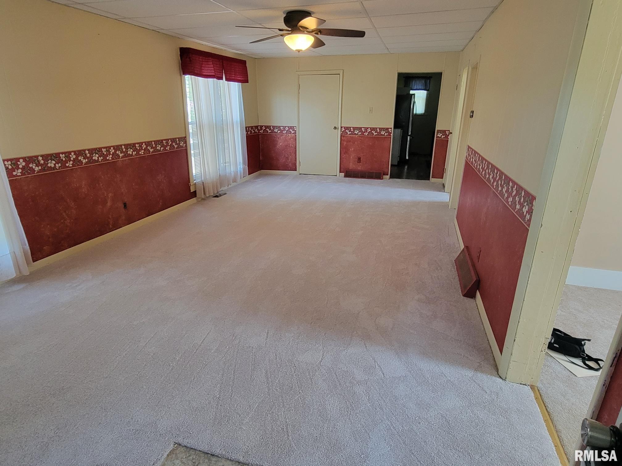822 Decatur Street Lincoln, IL 62656 - Photo 3 of 26 Gallery Image 3