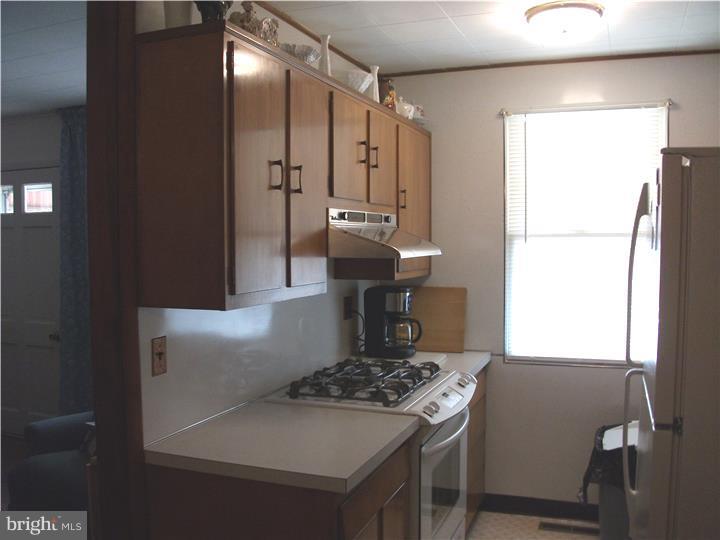 863 West Browning Road Bellmawr, NJ 08031 - Photo 6 of 16 Gallery Image 6