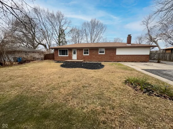 $257,000 | 2122 Danbury Drive, Indianapolis, IN 46231