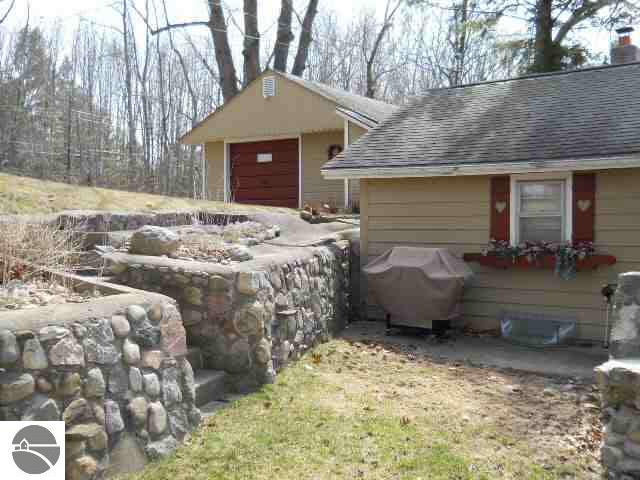 2297 South Martin Road Lupton, MI 48635 - Photo 15 of 17 1756613-14.JPG