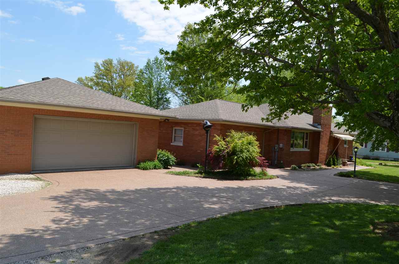 266 South Yankeetown Road Boonville, IN 47601 - Photo 11 of 35 Gallery Image 11
