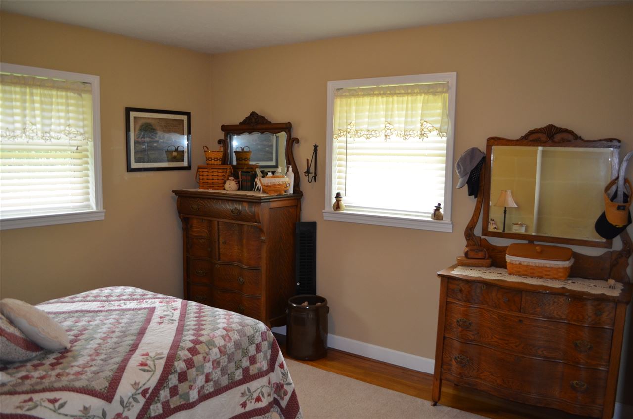 266 South Yankeetown Road Boonville, IN 47601 - Photo 17 of 35 Gallery Image 17