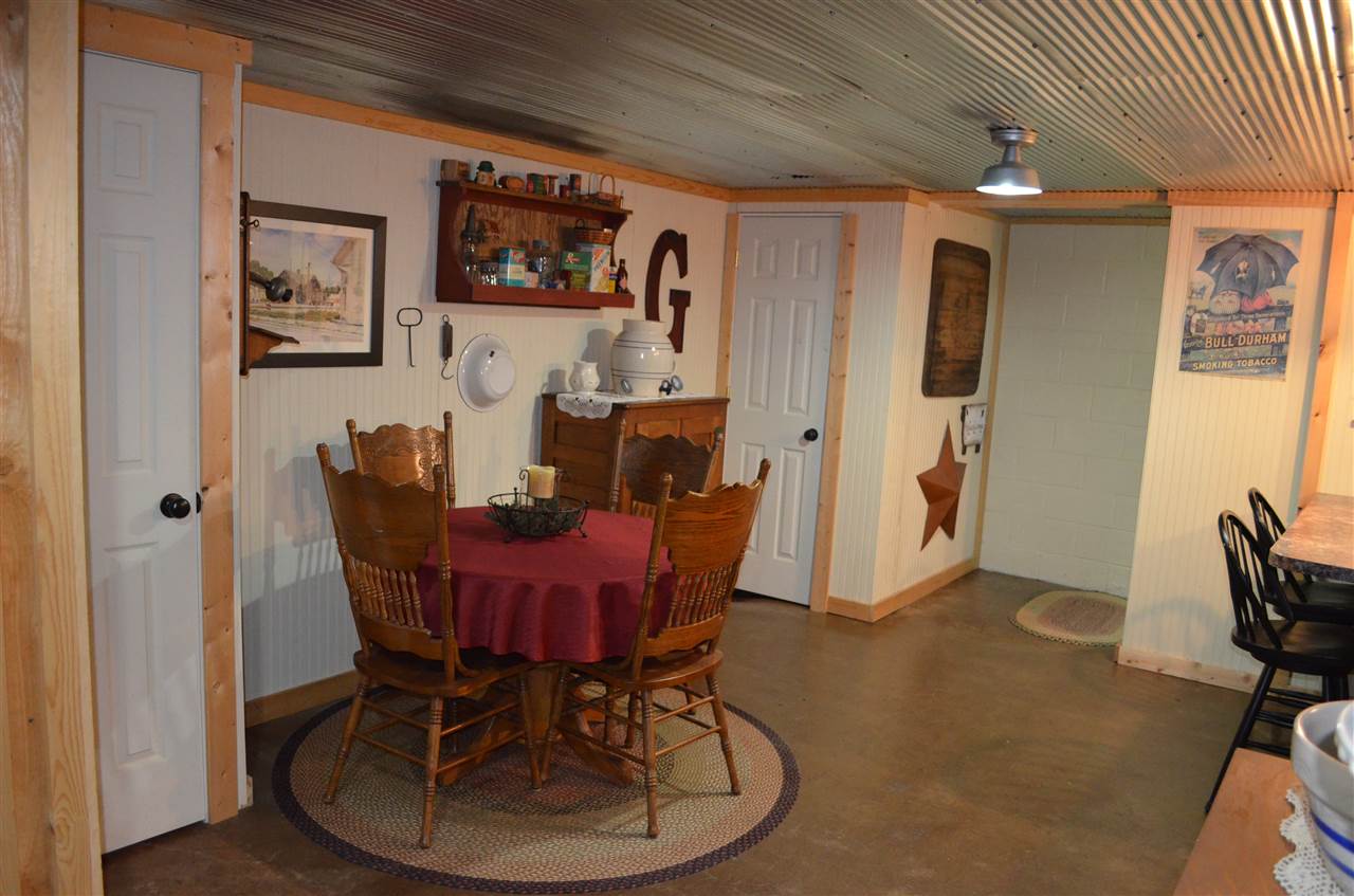 266 South Yankeetown Road Boonville, IN 47601 - Photo 22 of 35 Gallery Image 22