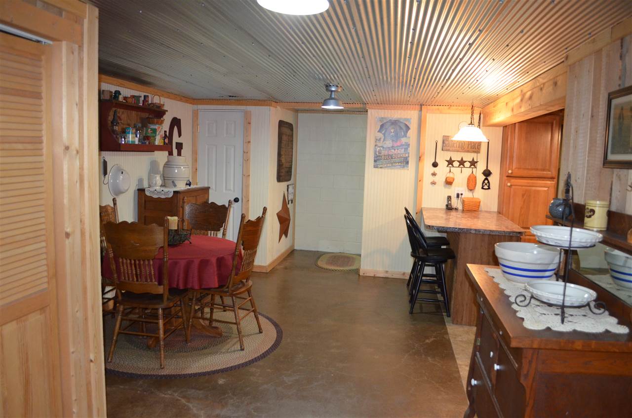 266 South Yankeetown Road Boonville, IN 47601 - Photo 23 of 35 Gallery Image 23