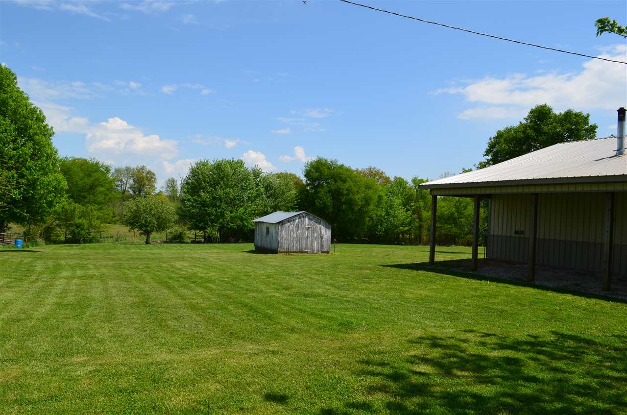 266 South Yankeetown Road Boonville, IN 47601 - Photo 31 of 35 Gallery Image 31