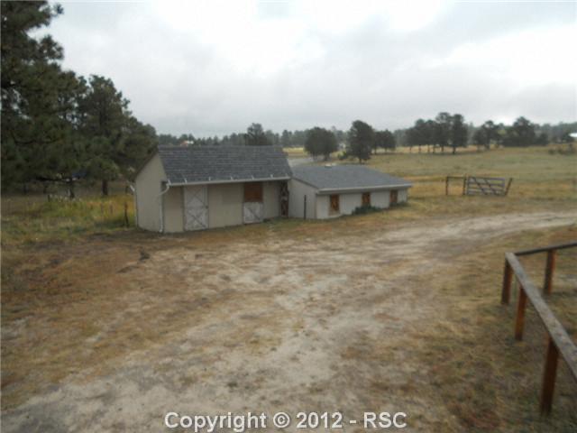 11225 Howells Road Colorado Springs, CO 80908 - Photo 15 of 15 barn