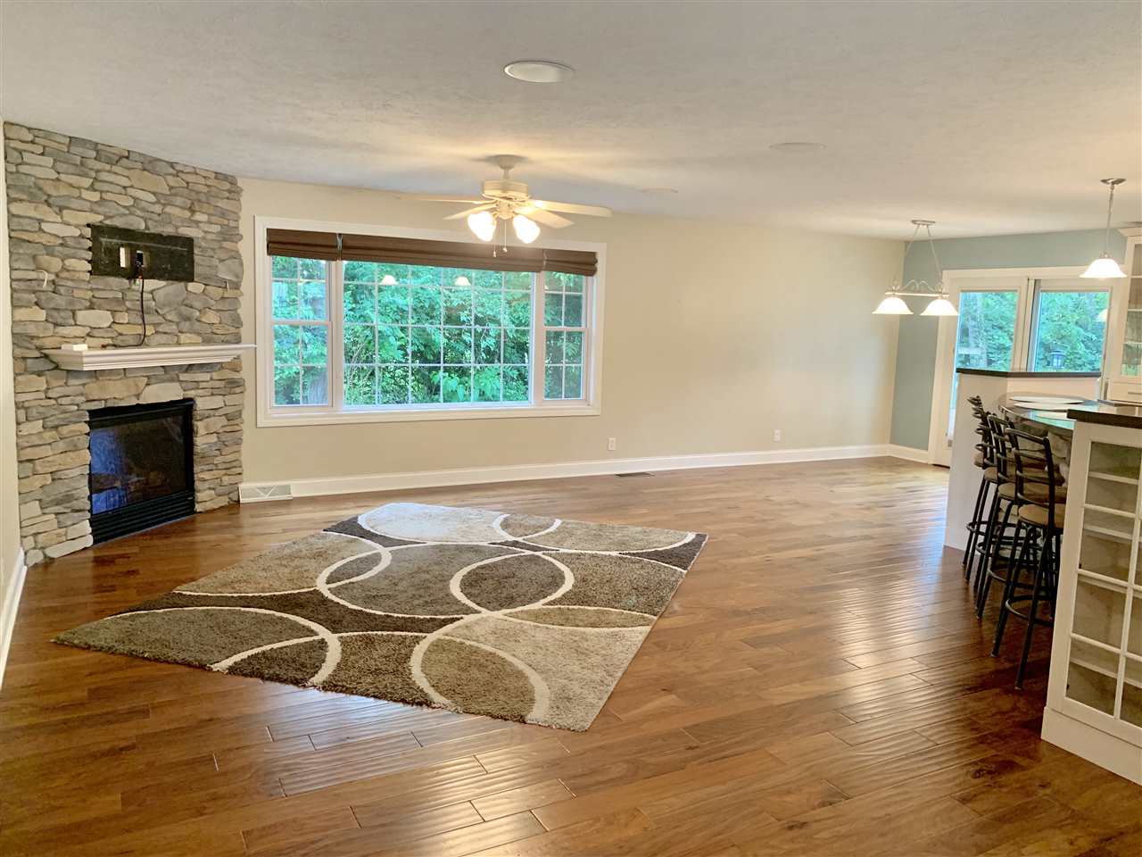 2 Mishawaka Drive Rochester, IL 62563 - Photo 3 of 30 Gallery Image 3