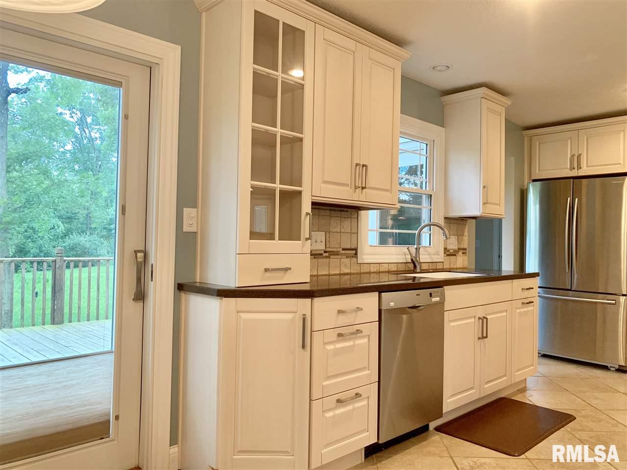 2 Mishawaka Drive Rochester, IL 62563 - Photo 7 of 30 Gallery Image 7