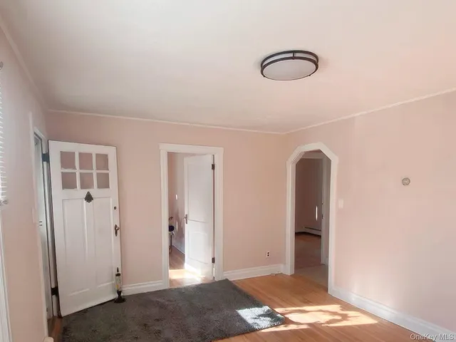 $2,950 | 11 Edgewood Place, Huntington Station, NY 11746