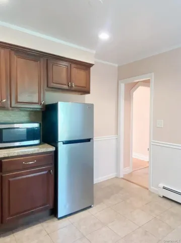 $2,950 | 11 Edgewood Place, Huntington Station, NY 11746