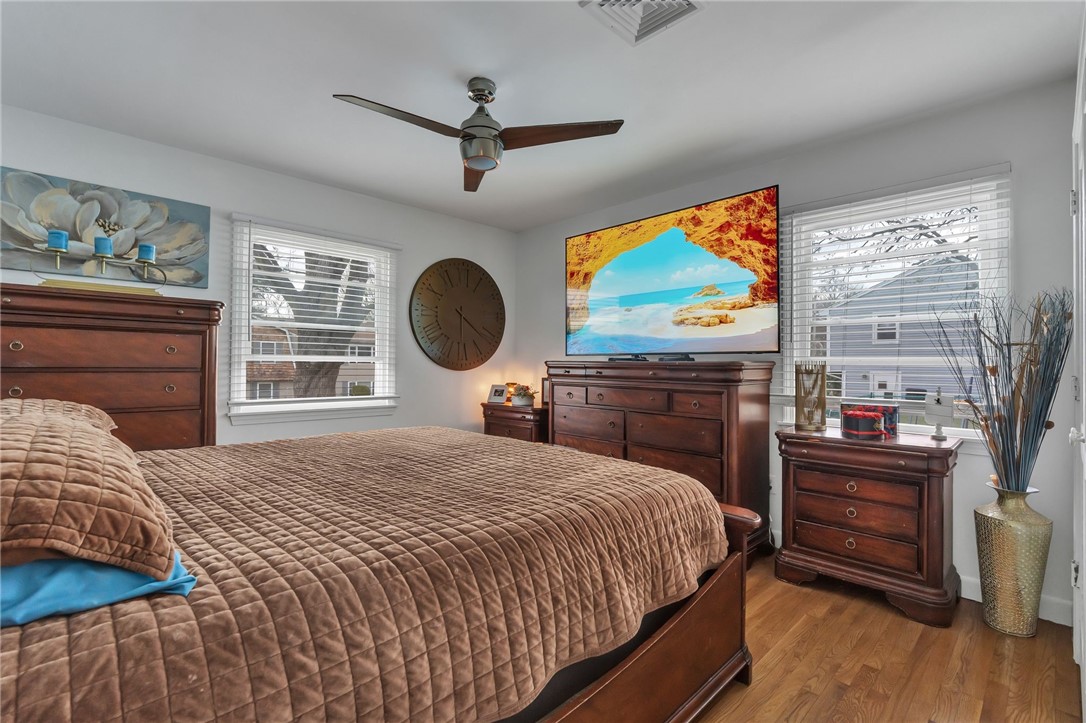 33 Achille Street Woonsocket, RI 02895 - Photo 16 of 37