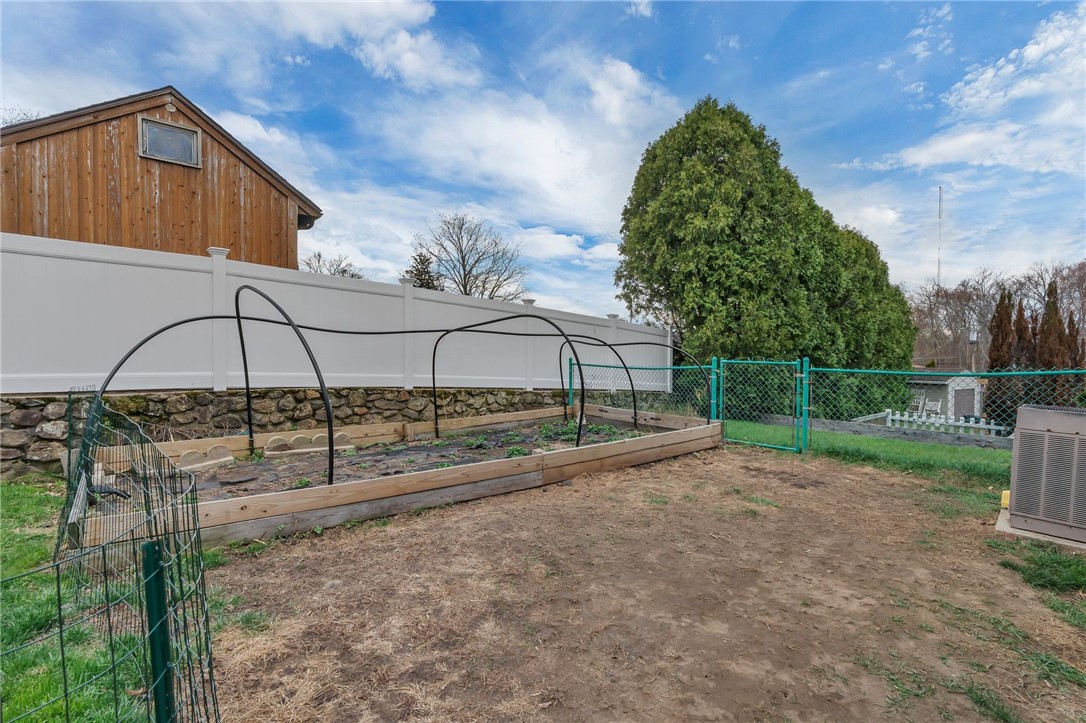 33 Achille Street Woonsocket, RI 02895 - Photo 29 of 37