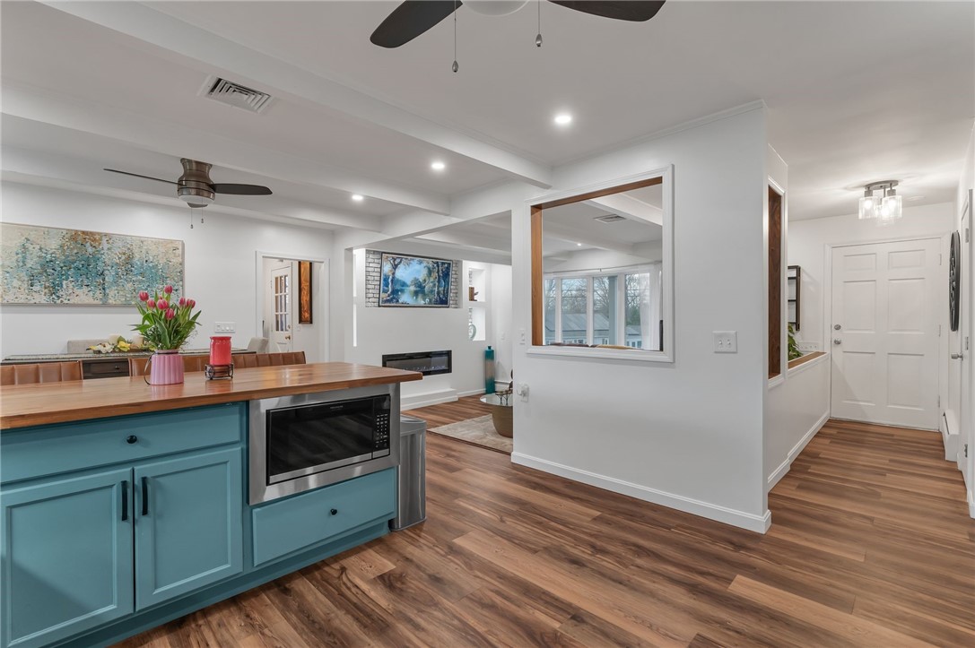 33 Achille Street Woonsocket, RI 02895 - Photo 7 of 37