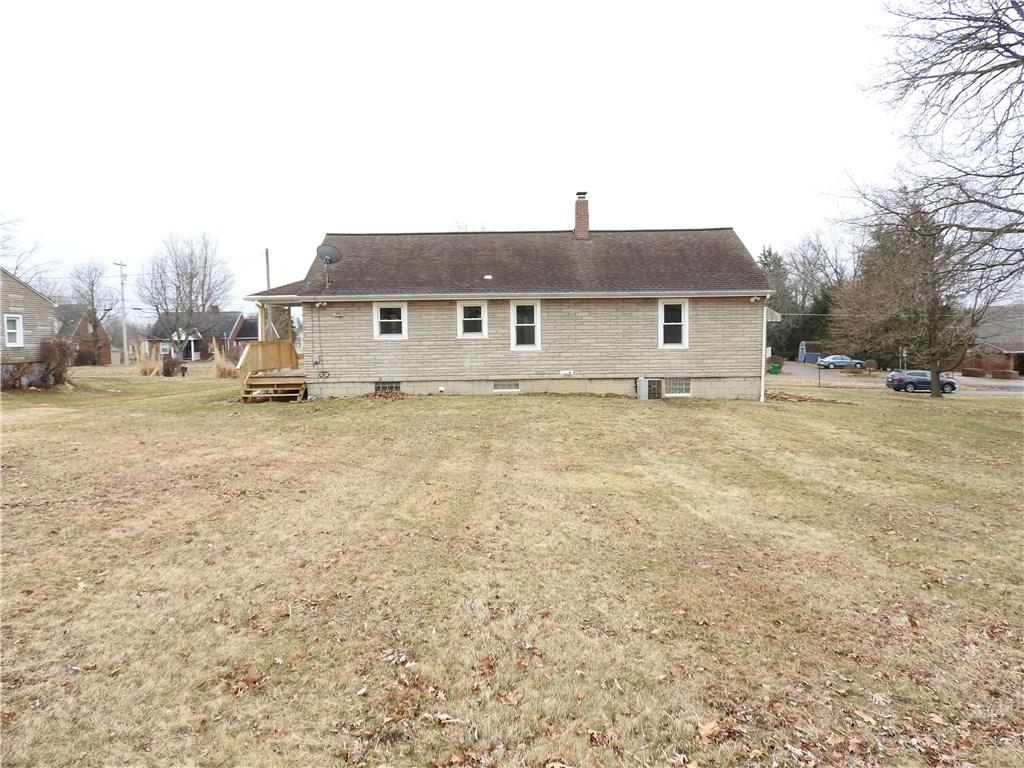 220 Highfield Road Butler, PA 16001 - Photo 6 of 21 Gallery Image 6