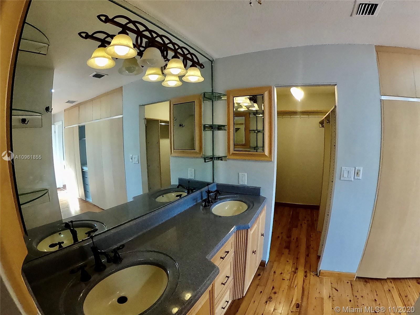 94 Juniper Road Hollywood, FL 33021 - Photo 14 of 21 Gallery Image 14