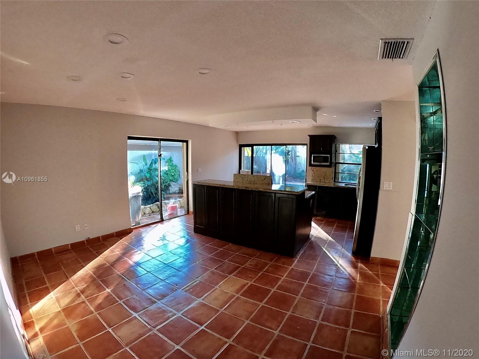 94 Juniper Road Hollywood, FL 33021 - Photo 9 of 21 Gallery Image 9