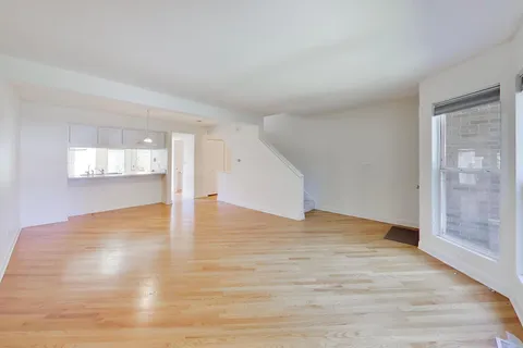 $425,000 | 3363 Church Street, Evanston, IL 60203