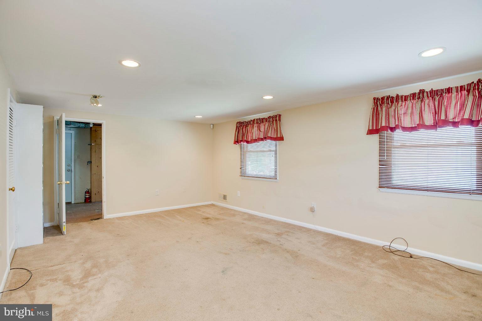 3333 Northmont Road Baltimore, MD 21244 - Photo 12 of 37 Bedroom