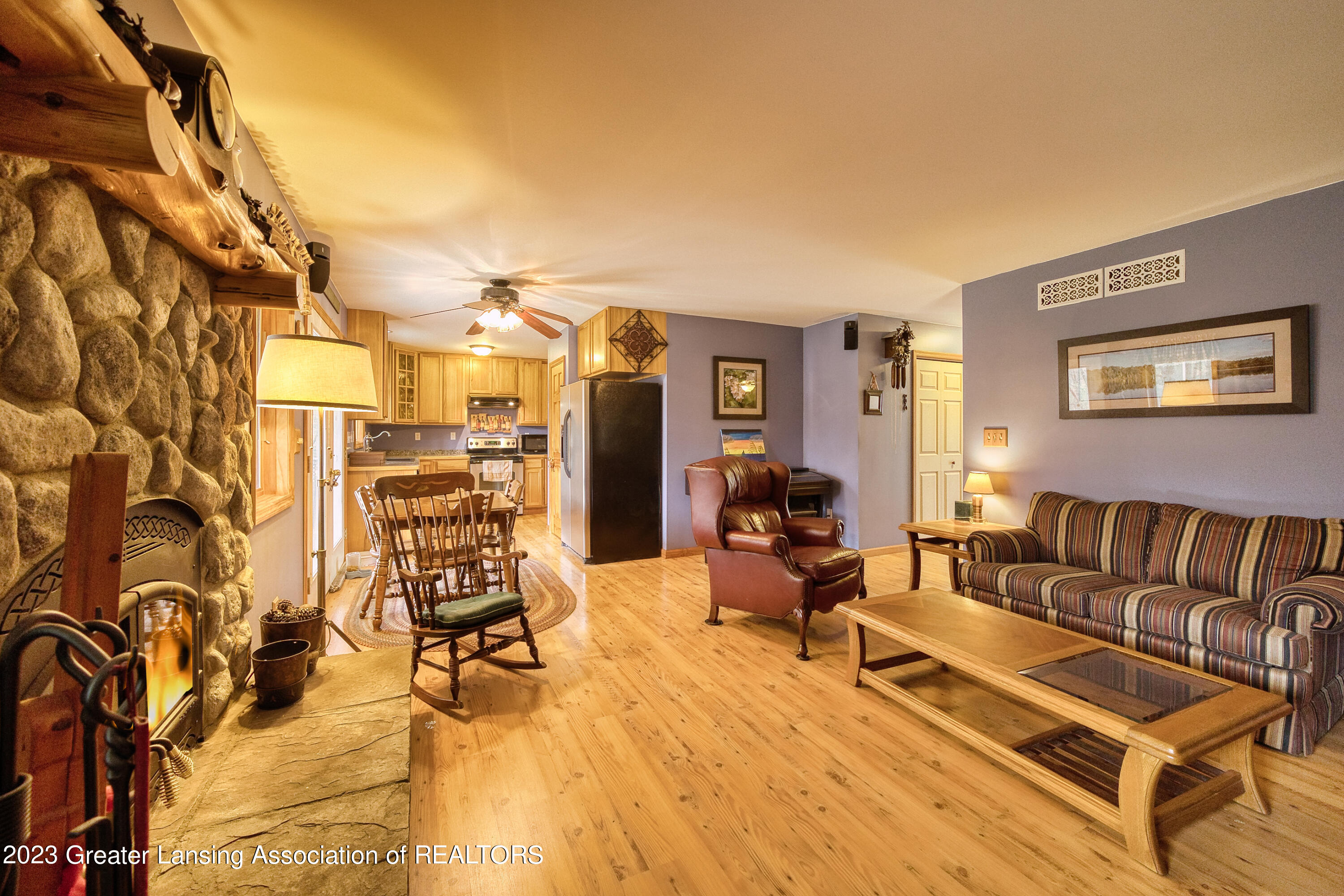 5925 North Burkhart Road Howell, MI 48855 - Photo 5 of 42 Living Room