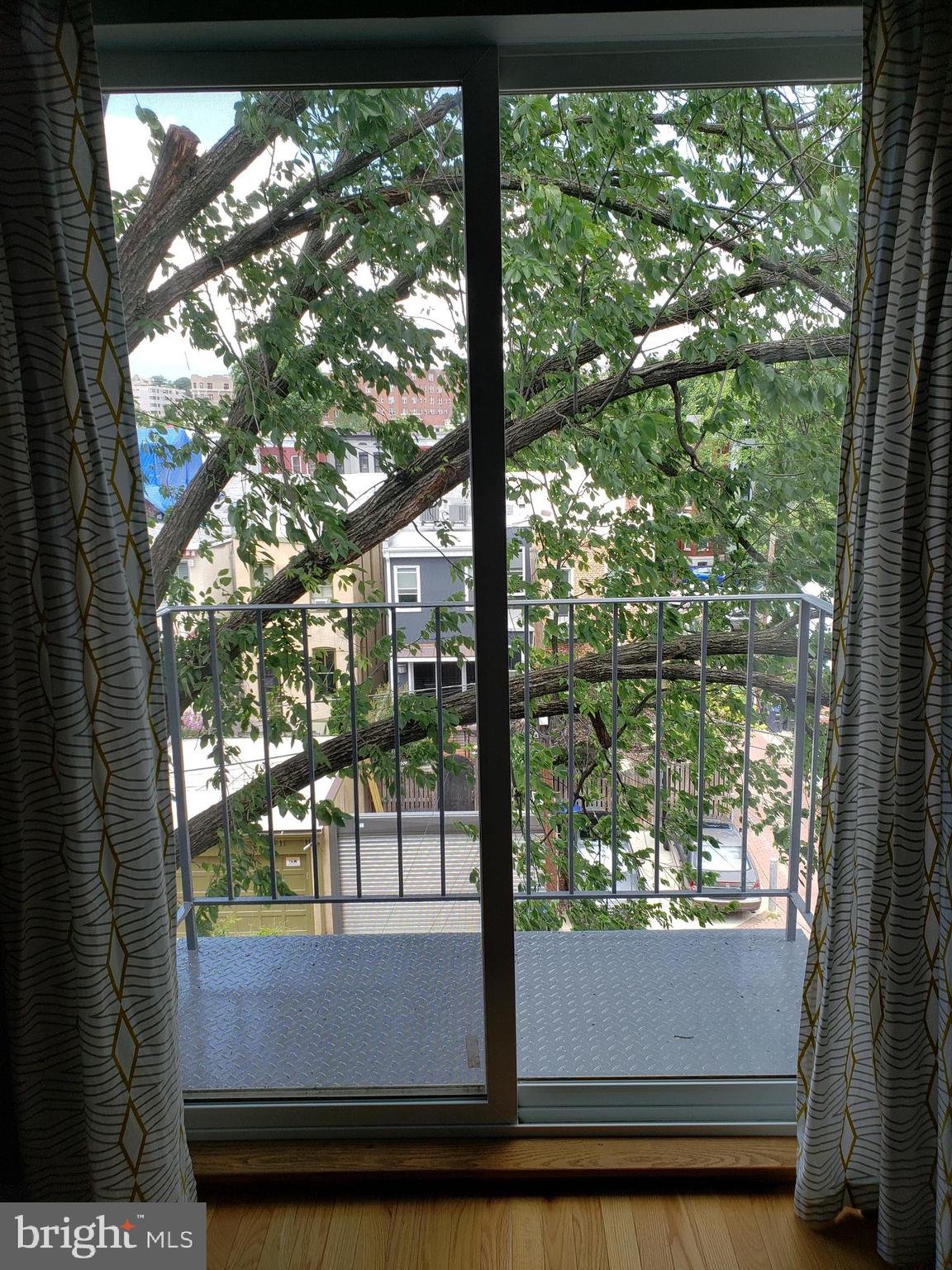 1503 Swann Street Northwest, Unit B Washington, DC 20009 - Photo 8 of 10