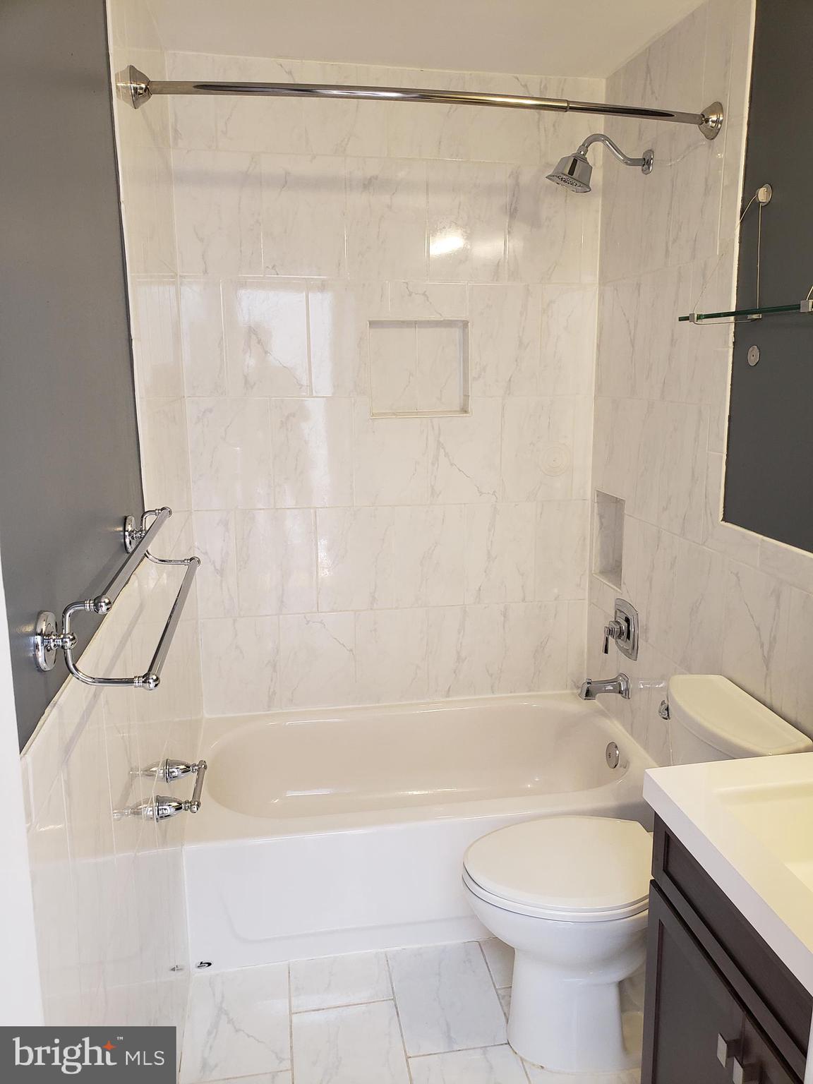 1503 Swann Street Northwest, Unit B Washington, DC 20009 - Photo 9 of 10