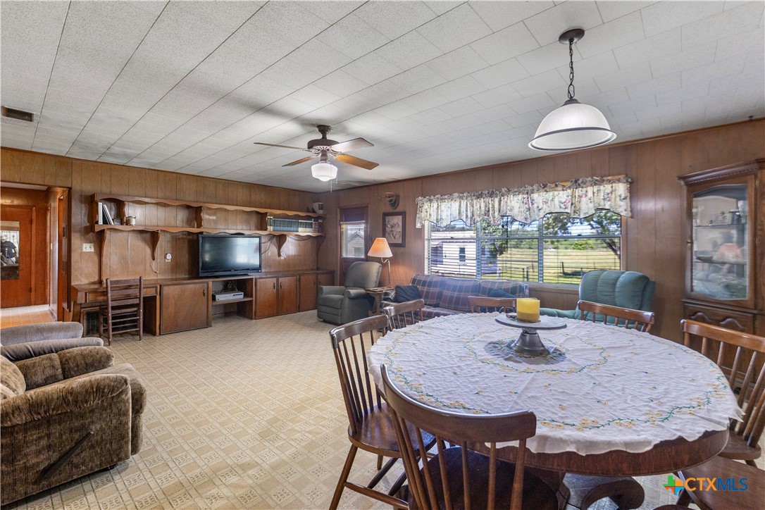 2602 Bootlegger Lane Yoakum, TX 77995 - Photo 6 of 26